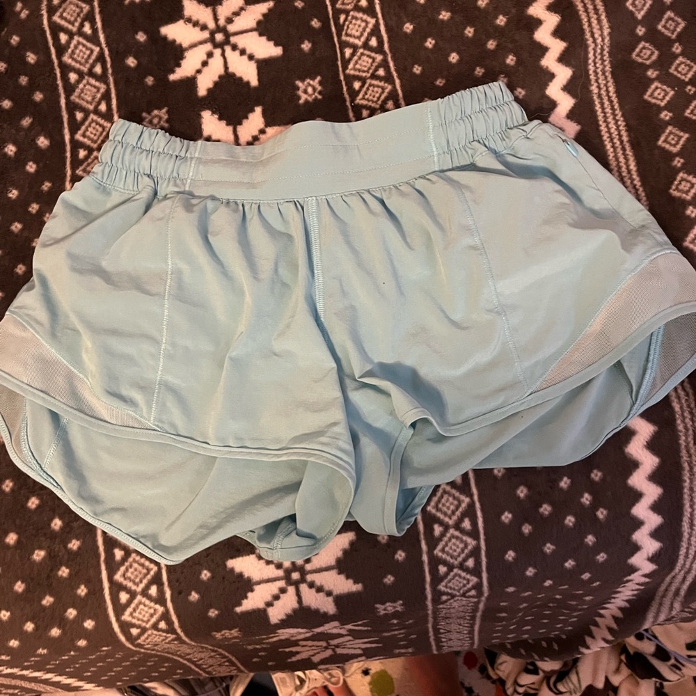icing blue low rise 2.5” hotty hots size 6
